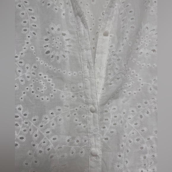 VICI White Blouse with Puff Sleeves (XL) - Picture 3 of 3